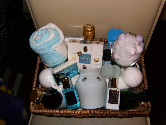hampers2004.jpg