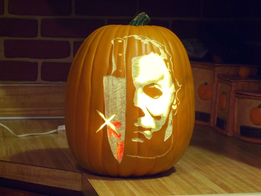 here-is-michael-myers-i-carved-on-a-foam-pumpkin-pattern-by