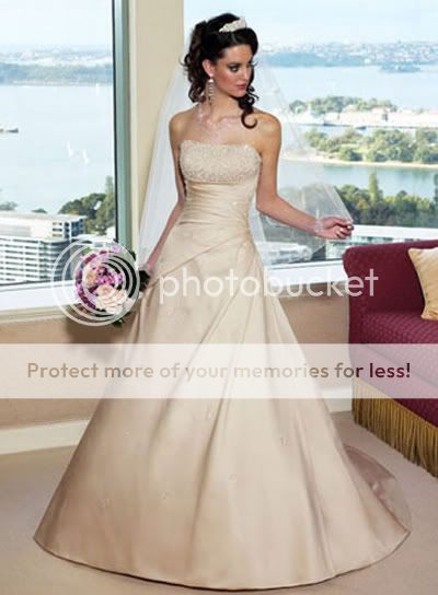 http://i423.photobucket.com/albums/pp316/rebelsgurl/Wedding%20Dresses/58.jpg