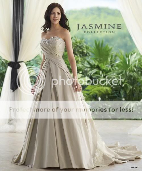 http://i423.photobucket.com/albums/pp316/rebelsgurl/Wedding%20Dresses/dress4.jpg